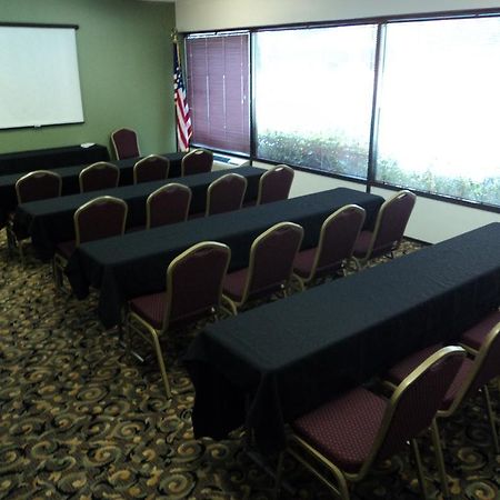 Quality Inn & Suites Tallahassee Ngoại thất bức ảnh