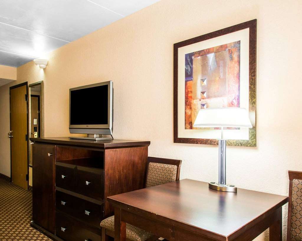Quality Inn & Suites Tallahassee Phòng bức ảnh
